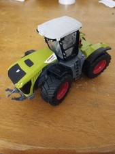 BRITAINS CLAAS 5000 XERION TRAC VC TRACTOR DIECAST MODEL (43246)