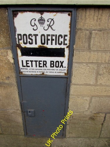 Photo 6x4 disused former post - photo,