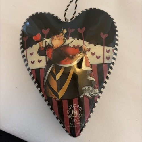 Disney parks queen - disney,