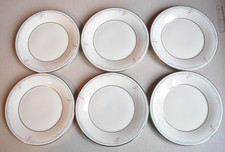 ROYAL DOULTON CHINA CARNATION TEA / SIDE PLATES X 6 VERY GOOD CONDITION.
