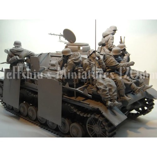 Wwii german tank soldiers - 1/16,