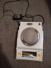 Sartorius Model: YAC0LP Table Top Balance. 