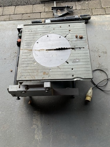 Table saw 110v - saw,