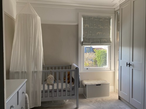 Grey white company - , cot