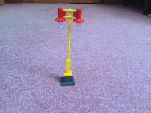 Playmobil streetlight for