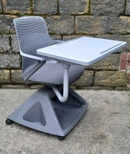 * MERRYFAIR Rover Swivel DESK