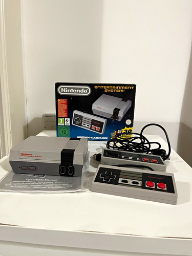 Nintendo nes classic - classic, mini