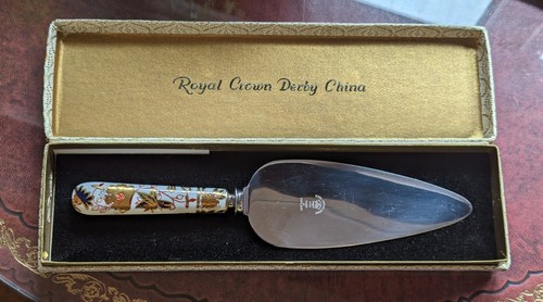 Rare vintage royal - vintage, crown