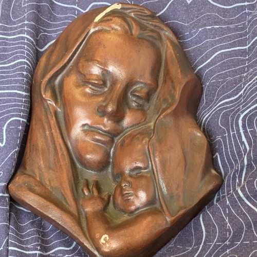 Christian madonna child - child, wall