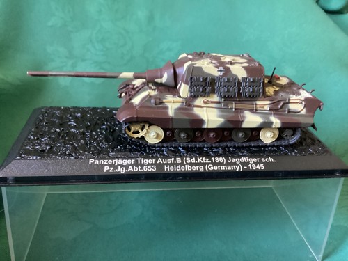 Deagostini combat tanks - tanks,