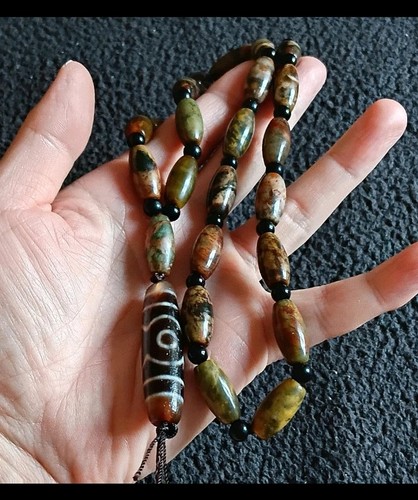 Tibetan agate pre 1800s - tibetan,