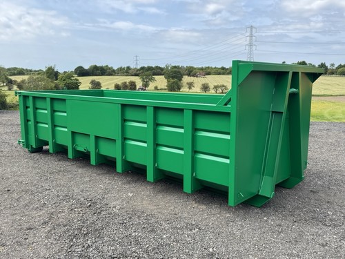 Brand new yard - yard, skip