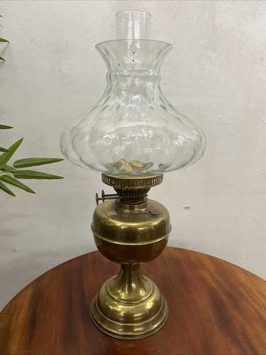 Antique duplex oil - lamp, with