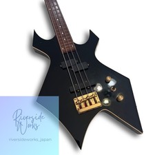 M Logo Maison? Warlock Bass