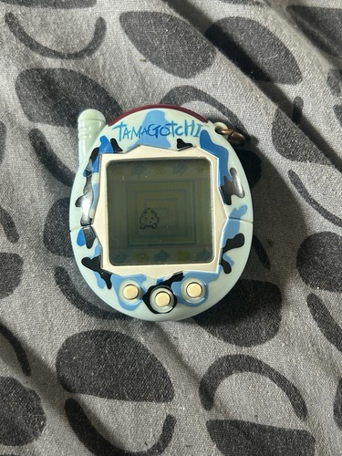 Bandai tamagotchi connection - tamagotchi,