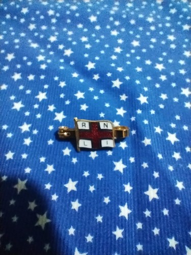 Vintage rnli enamel badge - rnli,