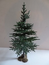 Britains Floral Garden: Fir tree, excellent condition - COMBINED POSTAGE