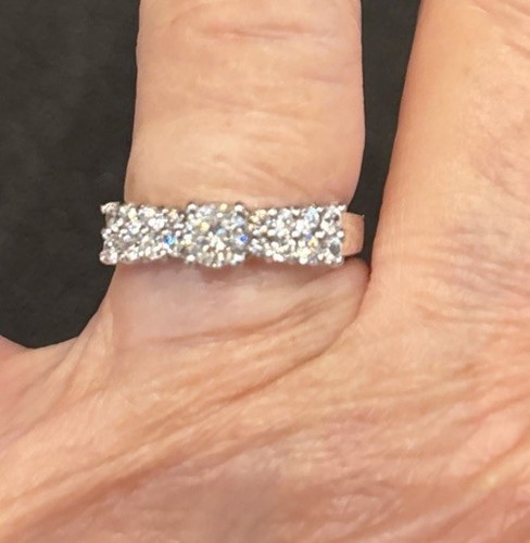 Synthetic sparkling diamond - sparkling,