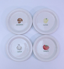 Pottery Barn Outlet Plate Set