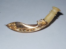 Antique High Carat Gold Kukri Knife Tie Pin / Brooch - 22 Carat Yellow Gold.