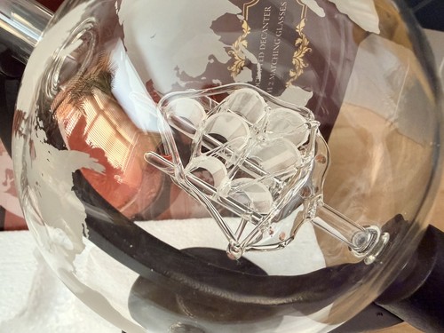 Stunning globe decanter set - stunning,
