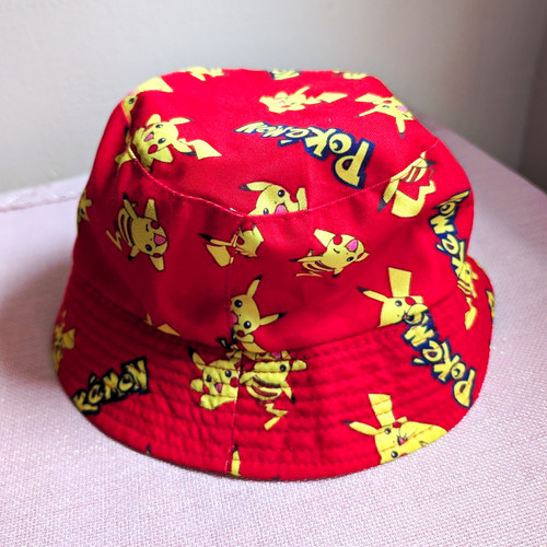Pokémon pikachu graphic print - graphic,