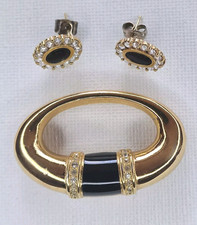 Ladies Christian Dior Oval Abstract Loop Brooch, with matching stud earrings