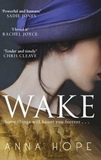 Wake By Anna Hope. 9780552779463