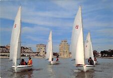 BR26019 Centre nautique La Rochelle Voiers du Centre devant les Tours ship batea