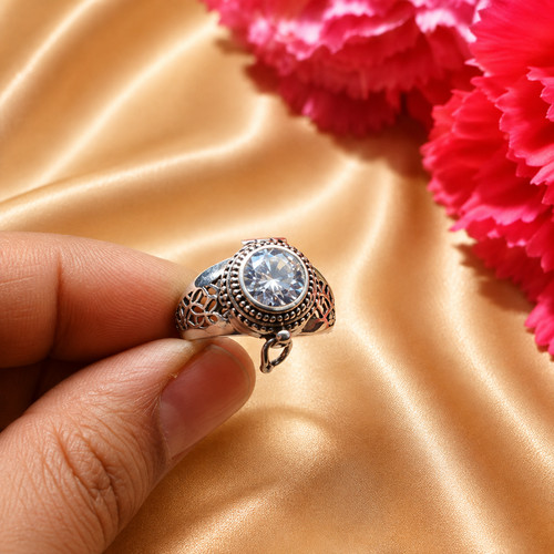 White topaz poison - white,