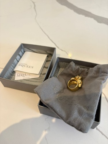 Vintage alexander mcqueen - alexander,