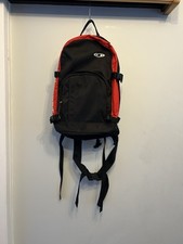 Salomon hiking back pack Good size