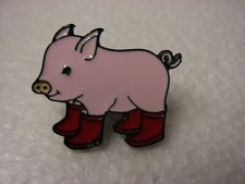Piglet in wellies pin badge