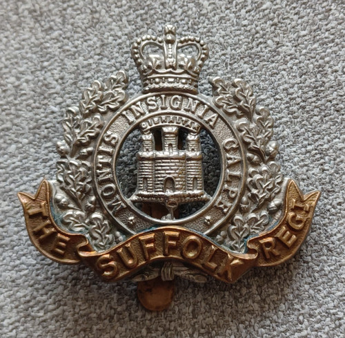 British army cap badge - british,