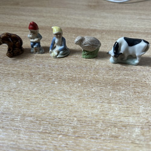 Vintage wade whimsies - , x
