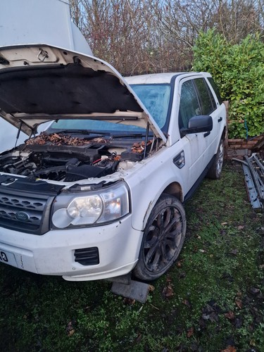 Land rover freelander - land,