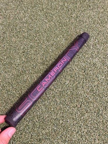 Scotty cameron custom mid size - scotty, mid-size