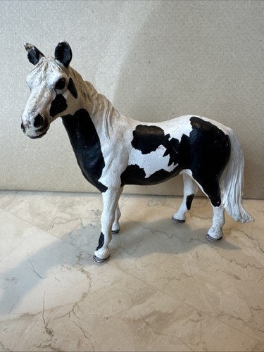 Schleich 2010 black and white - 2010,