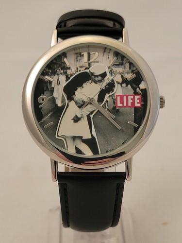 Life magazine iconic sailor - magazine's,