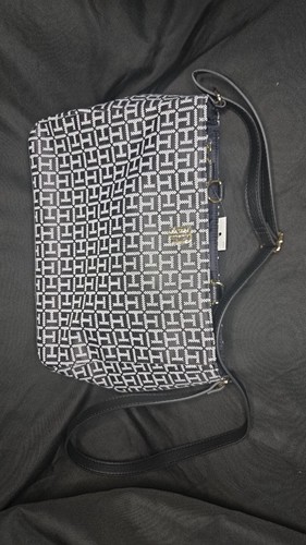 Tommy hilfiger monogram - hilfiger, "th"