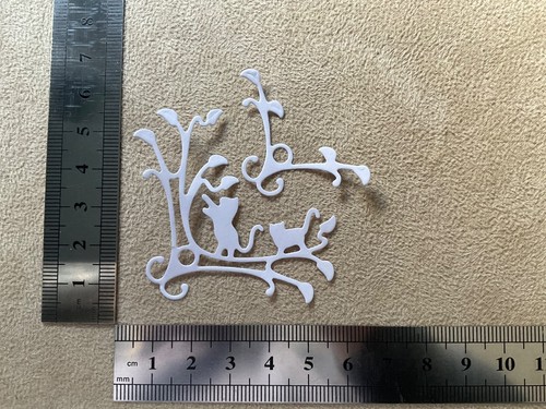 Die cut cat corners - cat,