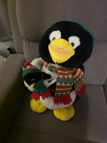 Momma penguin holding - momma, baby