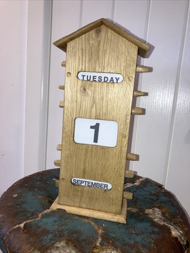 Vintage oak perpetual - perpetual, desk