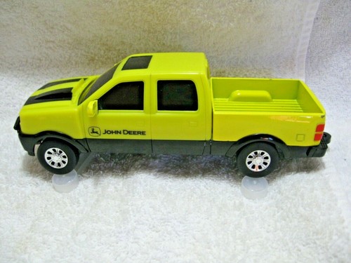 John deere ertl - john, quad