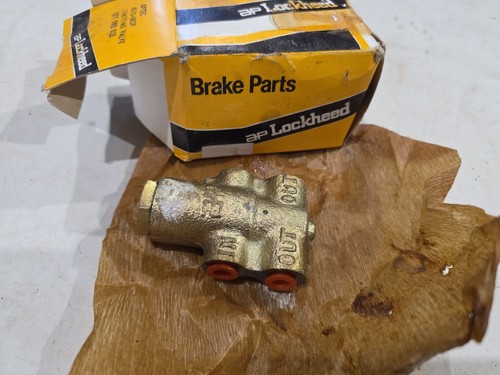 Genuine nos lockheed brake - nos,