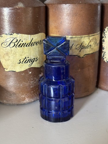 Miniature victorian - miniature,