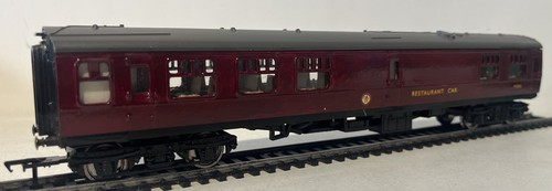 Triang r0424 maroon repaint - triang,