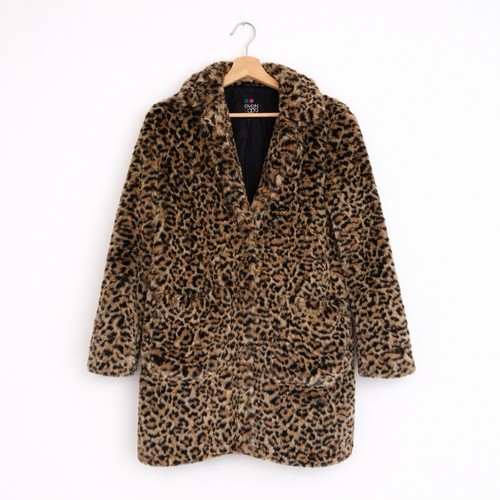 Even odd leopard - &,