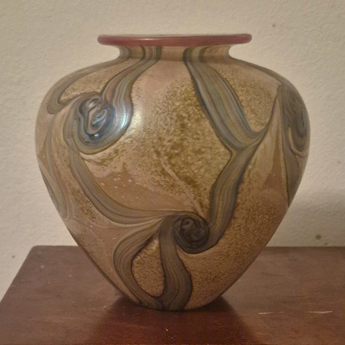 Isle wight vase abstract - wight,