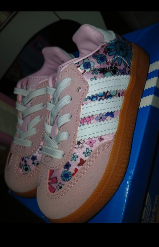 Adidas unisex kids - kids, 7